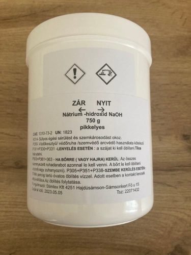 Nátrium -hidroxid pikkelyes 750 g